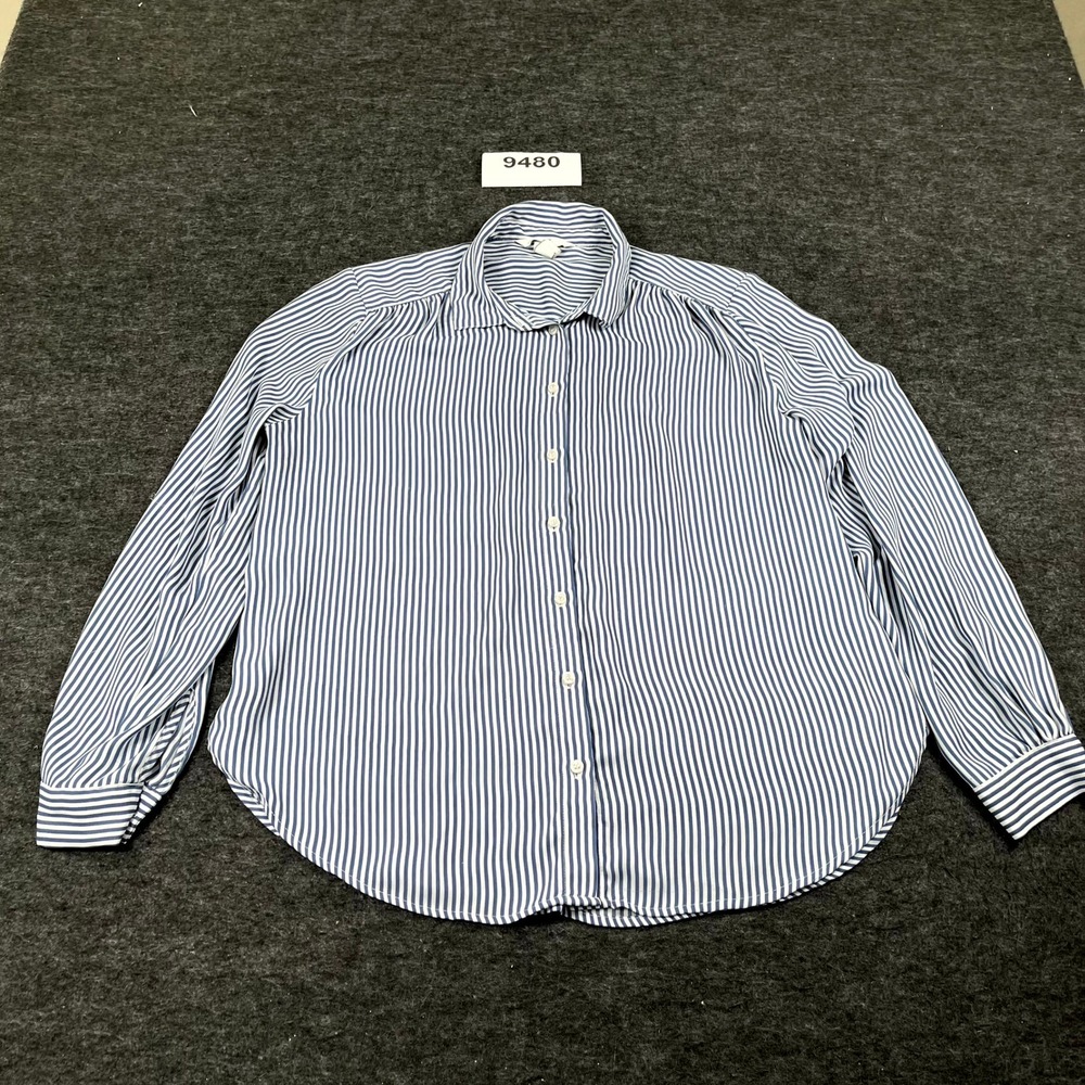 H&M Shirt Top Women's Medium White Blue Striped Curved Hem Collared Button Front